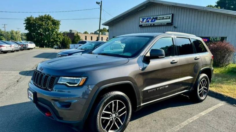 JEEP GRAND CHEROKEE 2018 1C4RJFLG2JC304141 image